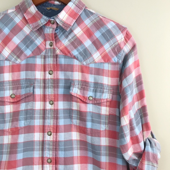 JACHS GIRLFRIEND Plaid Pink button front Flannel - Picture 2 of 8